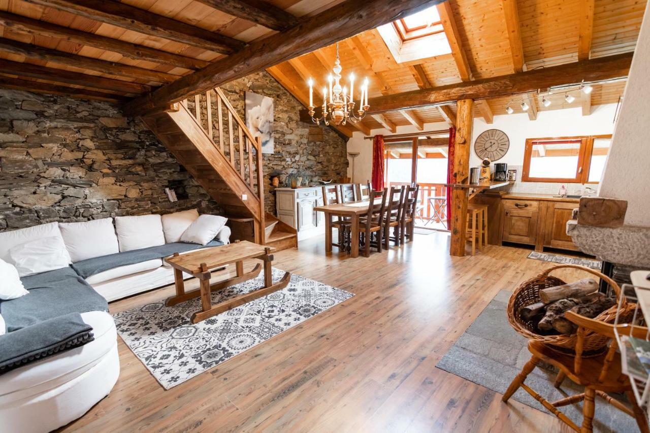 Les Balcons Du Molliebon Apartment Seez Bagian luar foto